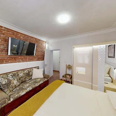 Modern 1br & Parking Apartment *